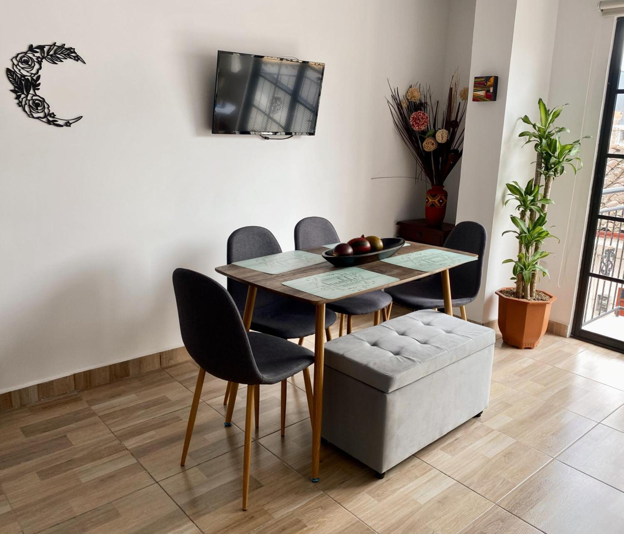 Cozy Flat One Street From Downtown * Santa Rosa de Cabal
